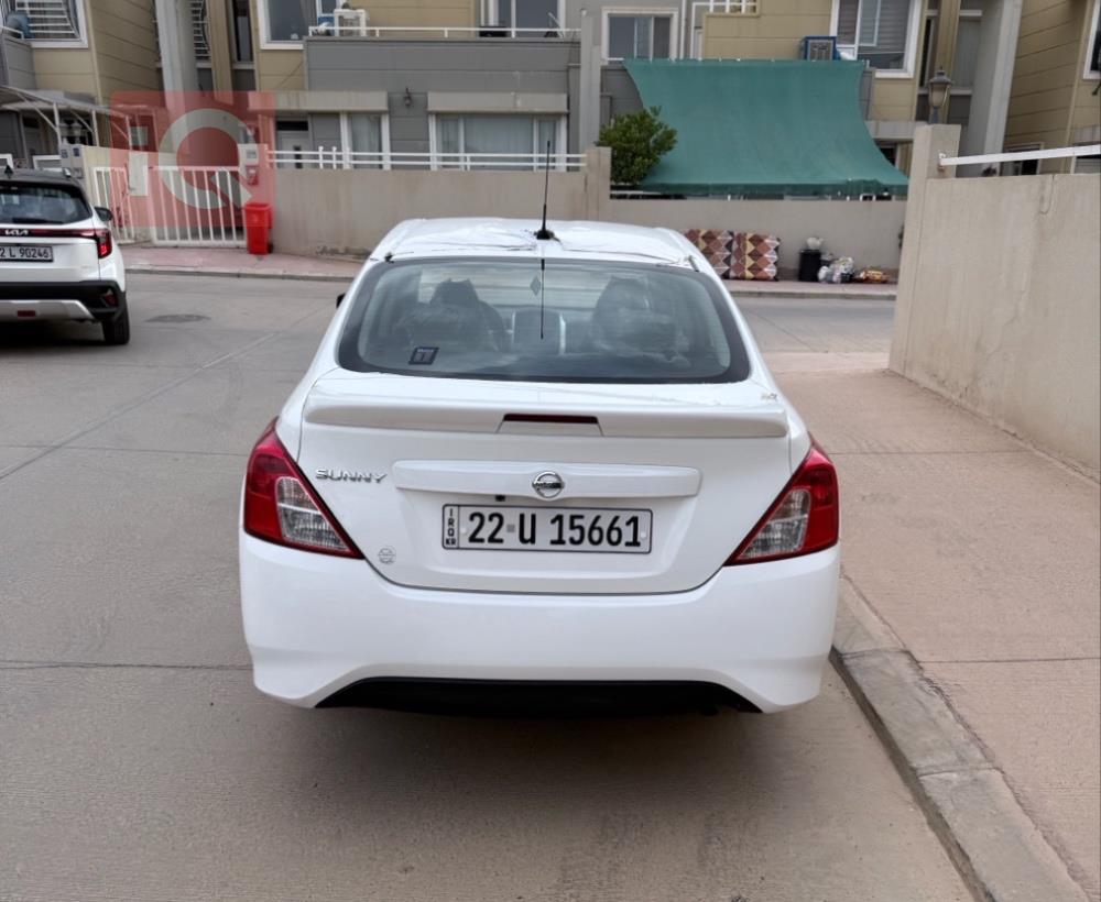 نیسان سەنی